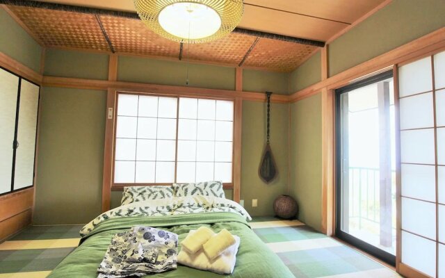 Atami Holiday Home
