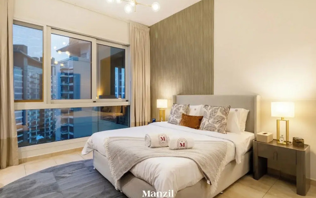 2BR + Maid's w Sea Views in Palm near Nakheel Mall