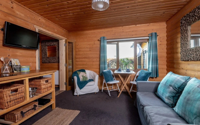 The Weebothy By Cupar
