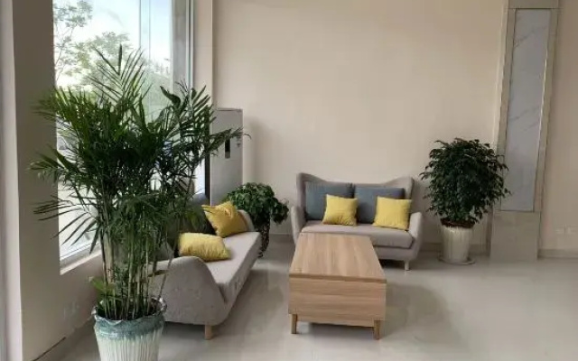 Feixian Youyun Hotel