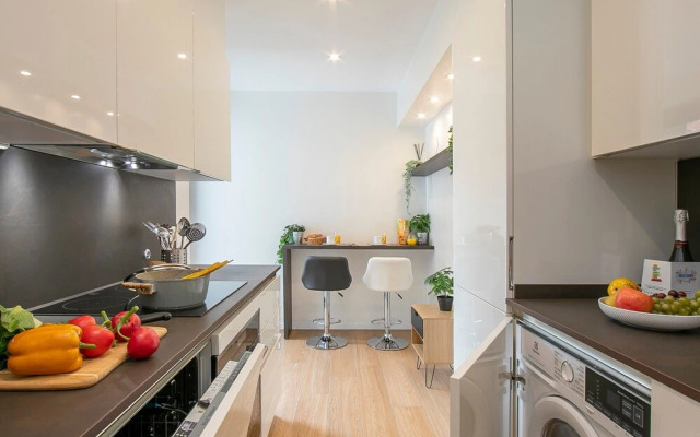 Boutique Apartment 11