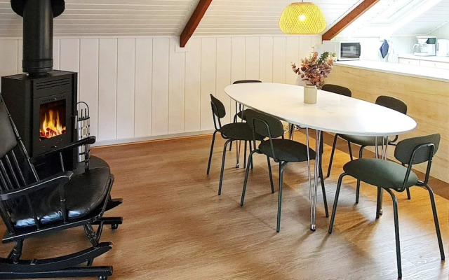 6 Person Holiday Home in Toftlund