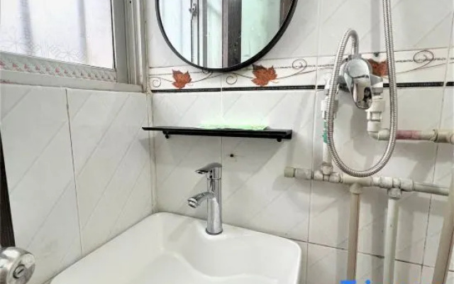 Nanning Foreign-Style Apartment (Guangxi Medical University Affiliated Hospital Branch)