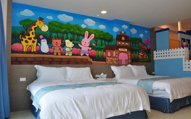 Qian Qian Riverside B&B