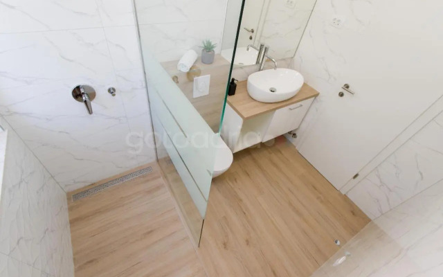 Penthouse With Panoramic View Ally