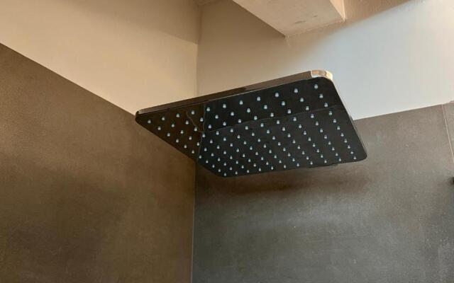 Camelot Luxury Houses Horses