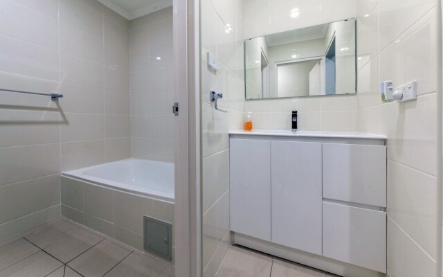 Bay Parklands, Unit 33/2 Gowrie Avenue