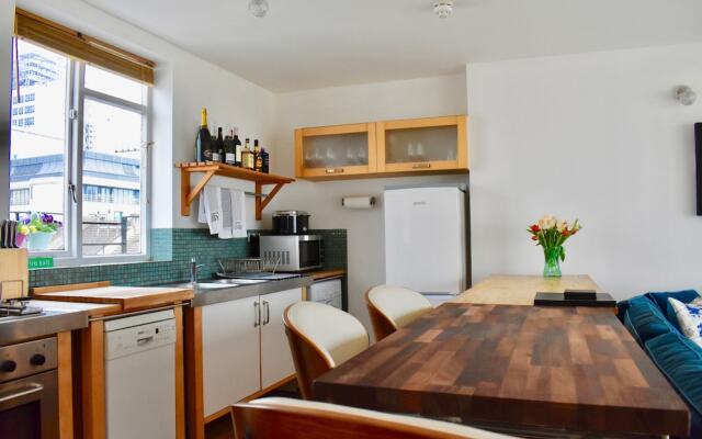 Three Bedroom Penthouse in Brighton