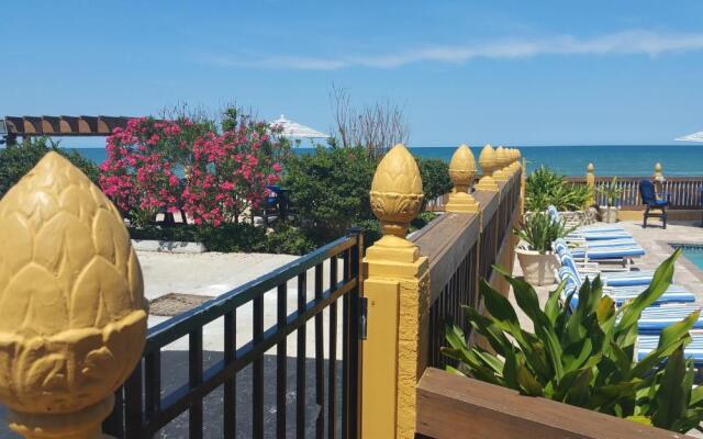 La Bella Oceanfront Inn