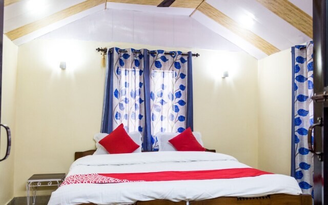 OYO 13879 Home Hill View 1BHK