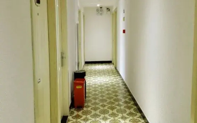 Youyou Hostel