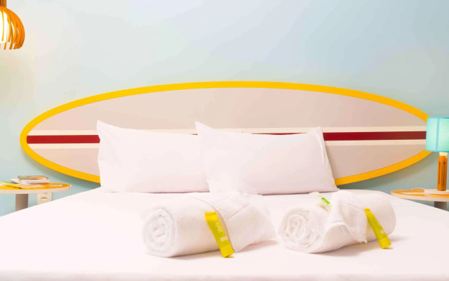 Delphin Surf Hotel