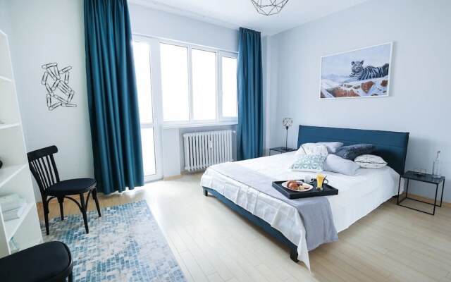 FM Deluxe 2-BDR Apartment - Nika's Place on Dondukov Blvd.