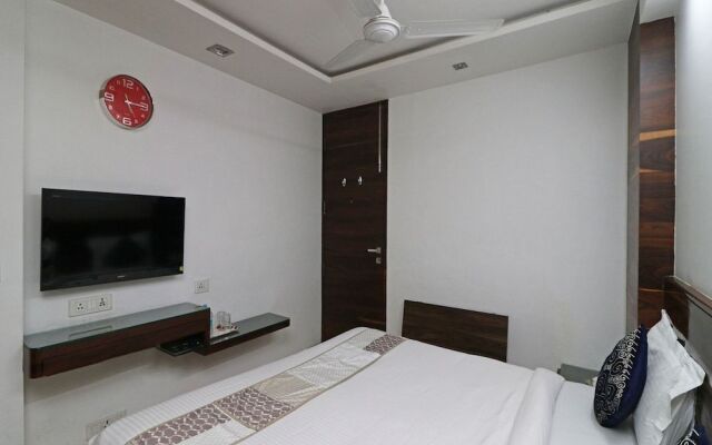 OYO 9536 Bee For Home Stay