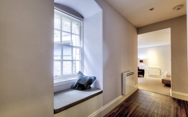 GuestReady Elegant 1Bed Apartment in Old Town Edinburgh