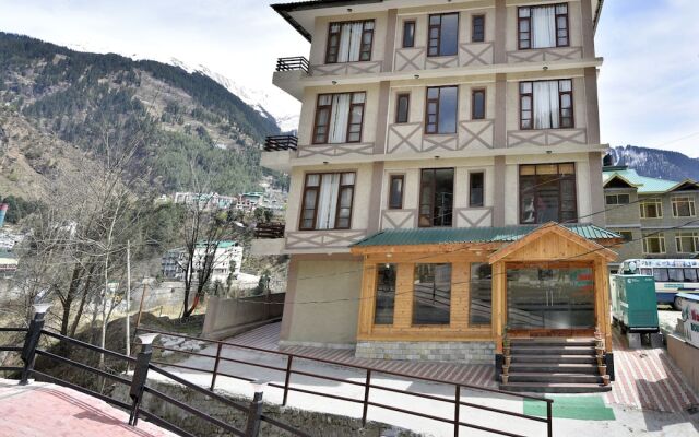 OYO 8797 Manali Mountain Regency