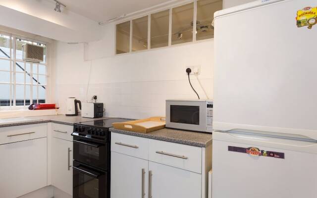 Incredible 2 Bedroom Flat next to Westminster Abbey