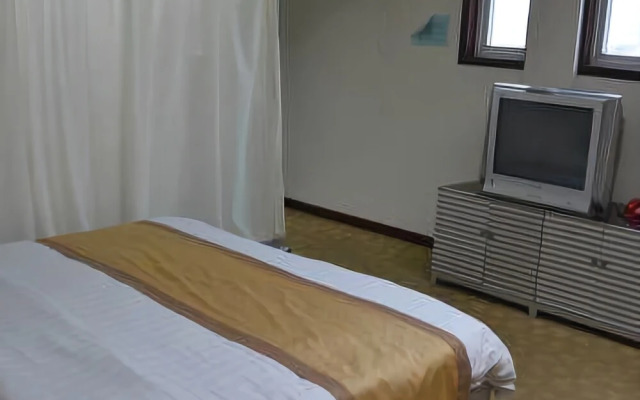 Yaan Zhougongshan Geo Thermal Hot Spring Hotel