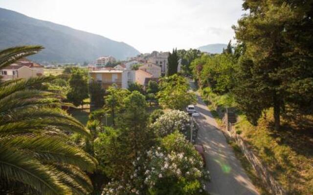 Apartmani Mina