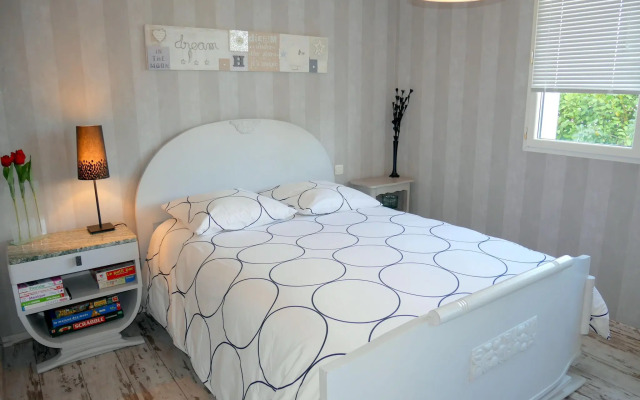 Holiday Home in Crozon Near Sandy Beaches