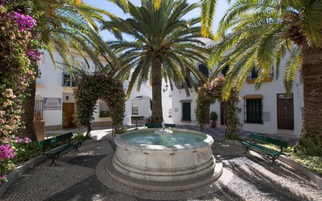 Apartamentos La Fonda