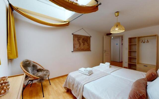 Duplex des Dominicains - 1 Parking GRATUIT - Hypercentre 6 personnes