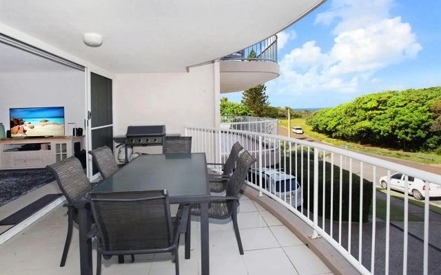 Unit 2 Point Break Apartments, 1-3 Point Arkwright, Linen Incl – Balcony – Point Arkwright