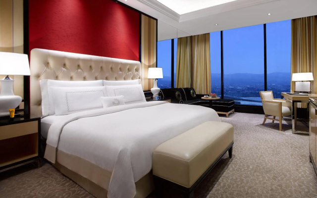 The Trans Luxury Hotel – Guest Rooms – Bandung
