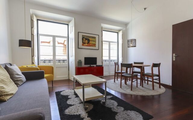 Downtown Delight by Homing