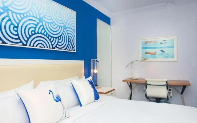 Blue Moon Hotel, Autograph Collection