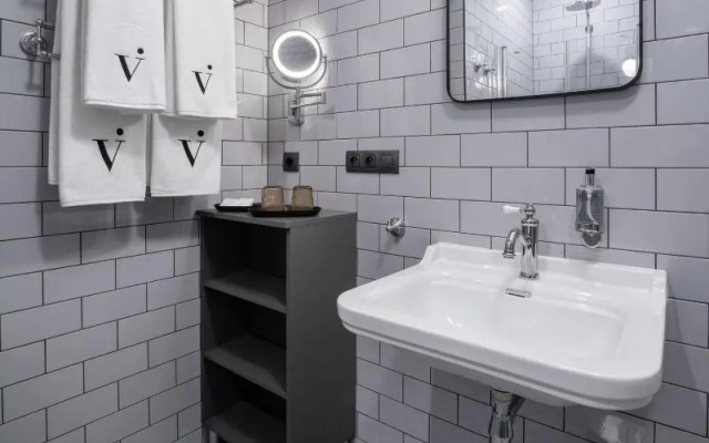 The Viaduct Suites & More
