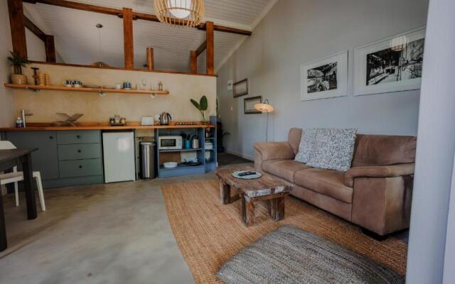 A Hilltop Country Retreat