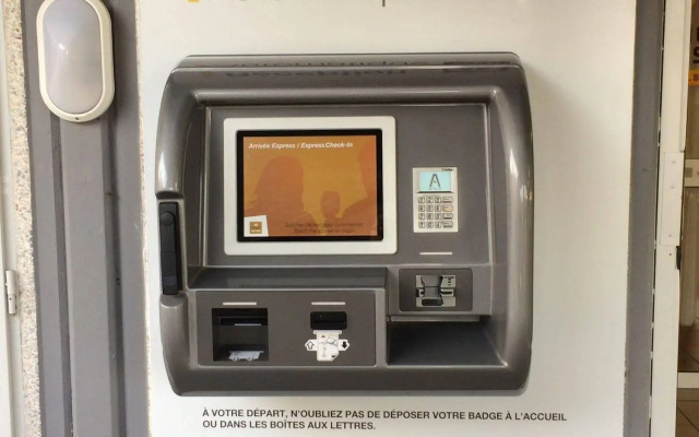 Première Classe La Ville-Du-Bois