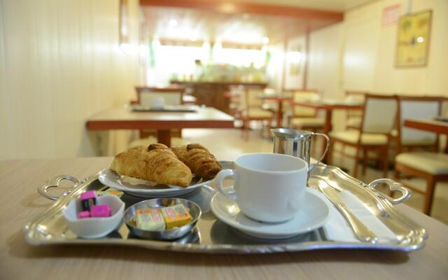 Best Western Flers Centre Gare