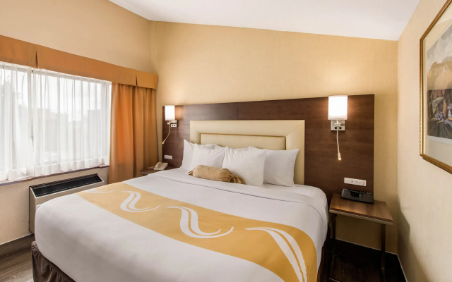 Quality Inn & Suites Gatineau