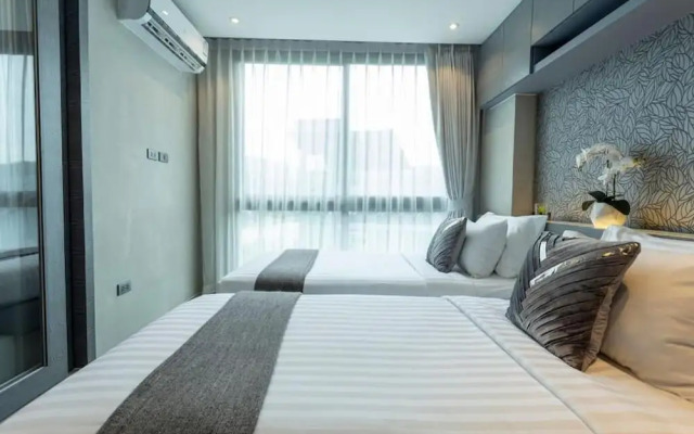 Steps to Kamala Beach Rooftop Pool  C138