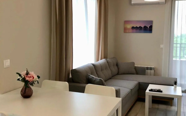 Sunny Dream Apartments