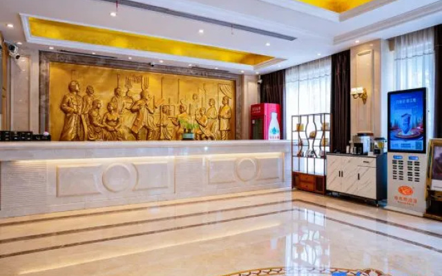 Vienna Hotel Yueyang Tower Bubugao Store – Lobby – Yueyang
