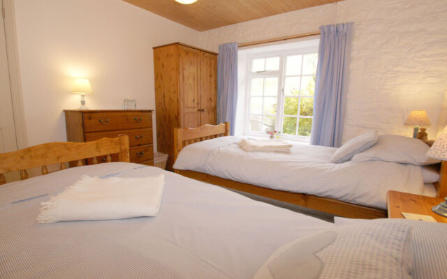 Holmhead Guest House