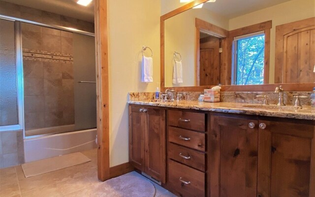 Rc1987 Montana Mountain Hideaway