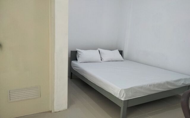 OYO Life 93054 Th Residence 135 Syariah