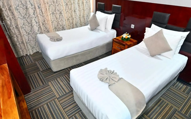 Ewan Ajman Suites