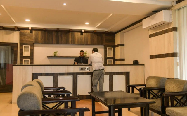 Earl Grey Hotel By OYO Rooms
