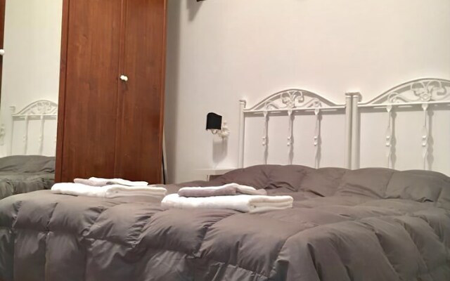 Casa Via del Crocifisso