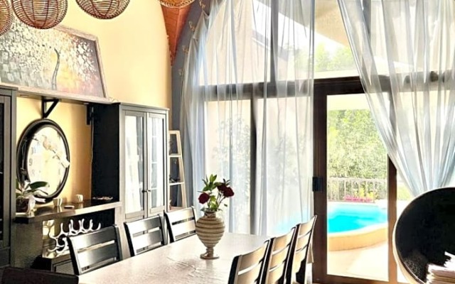 2-Bedroom Private Villa at Cove