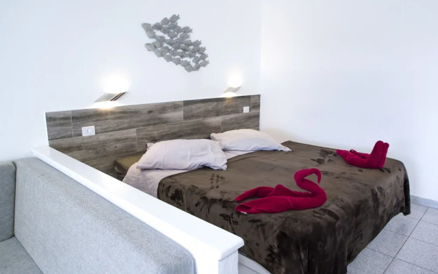 Saladar Suites Boutique