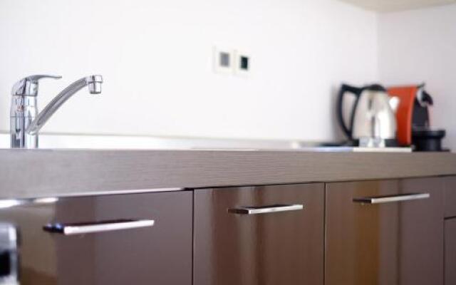 Gerakari Suites
