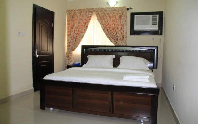 Habitat Suites International Apartment