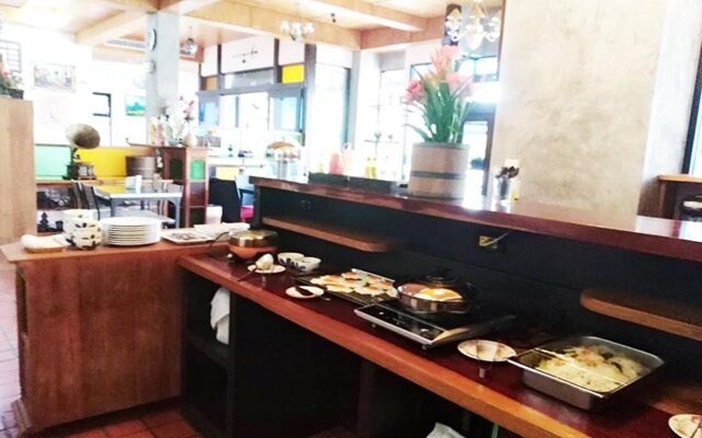 Jingjit Hotel