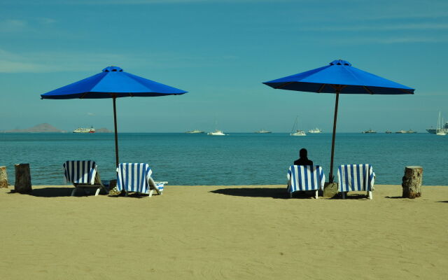 Puri Sari Beach Hotel